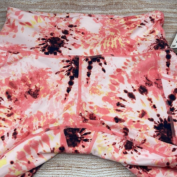 Ideology Tie-Dye High-Rise Bike Shorts - Picture 5 of 14
